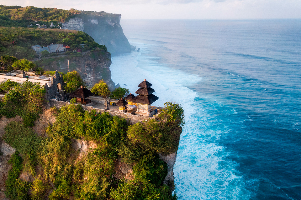 Du lịch Bali có gì chơi? Top 5 trải nghiệm ở Bali đáng giá nhất cho mùa hè 2025