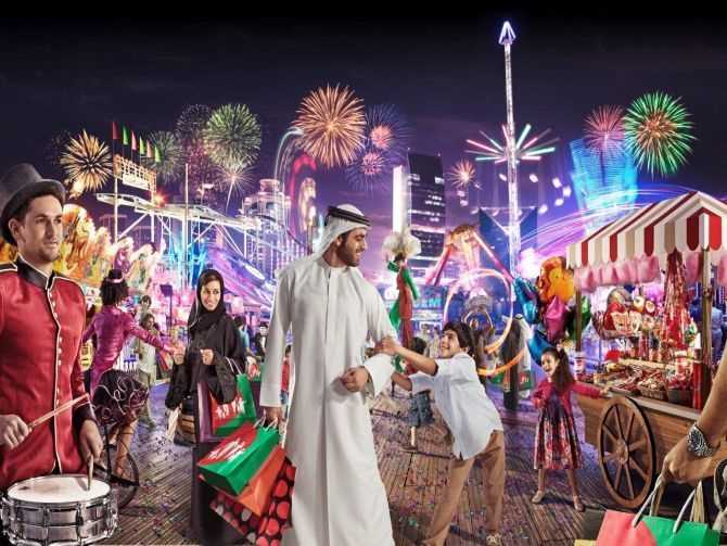 Dubai Shopping Festival (Hội chợ mua sắm hàng giảm giá)