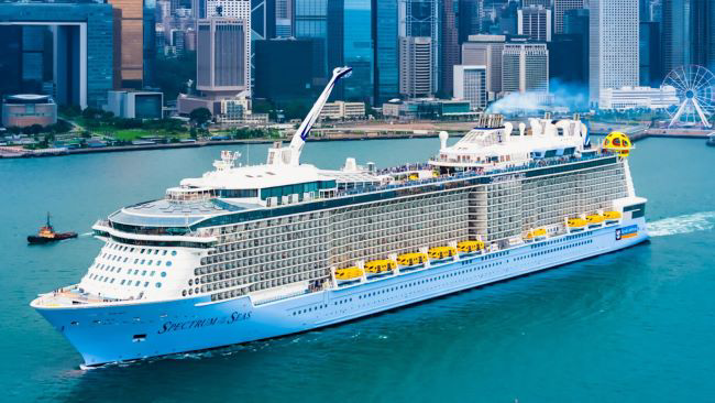 Trải nghiệm du lịch nghỉ dưỡng sang trọng cùng du thuyền Spectrum of the Seas của hãng Royal Carribean : Trung Quốc - Nhật Bản ( Thượng Hải - Okinawa) (Phòng Interior) 