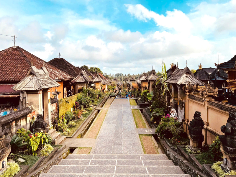 Indonesia - Bali: Đền suối thiêng Tampak Siring - Thác nước Blangsinga - Bali Bird Park